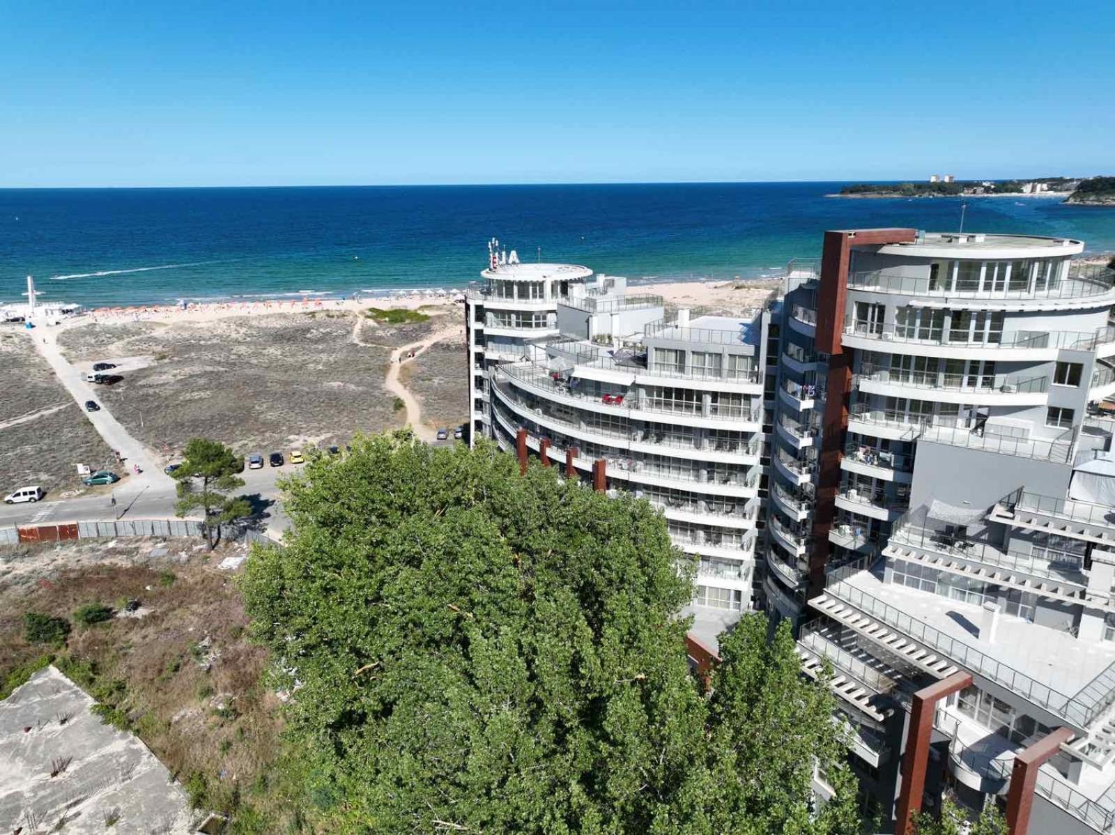 Allure Beach Resort Aparthotel Primorsko Exterior photo