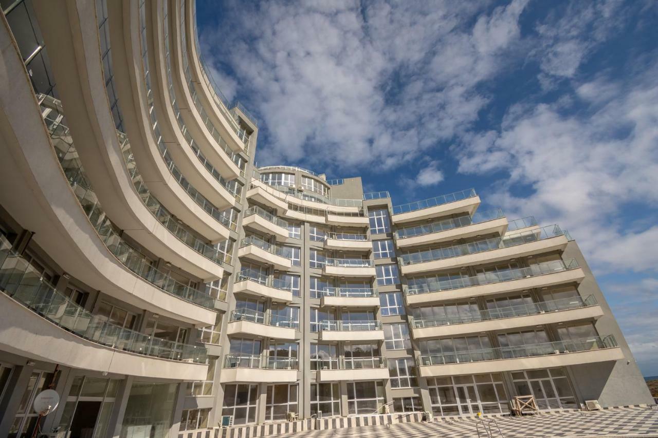 Allure Beach Resort Aparthotel Primorsko Exterior photo