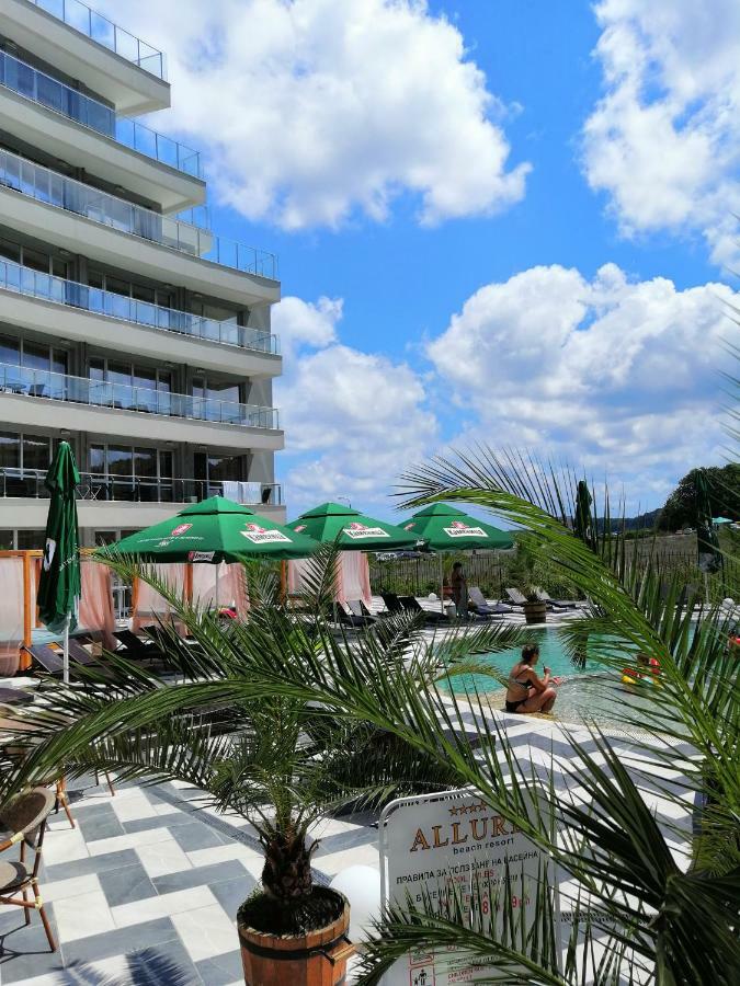 Allure Beach Resort Aparthotel Primorsko Exterior photo